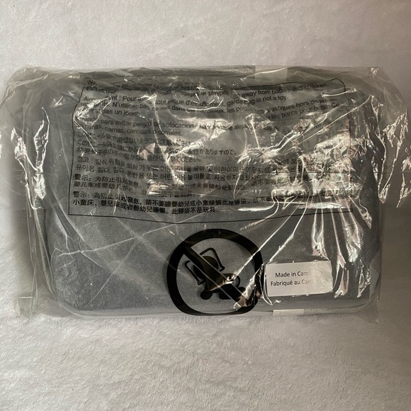 ‼️SOLD ‼️ Mk eastwest crossbody bag. - Picture 4 of 4